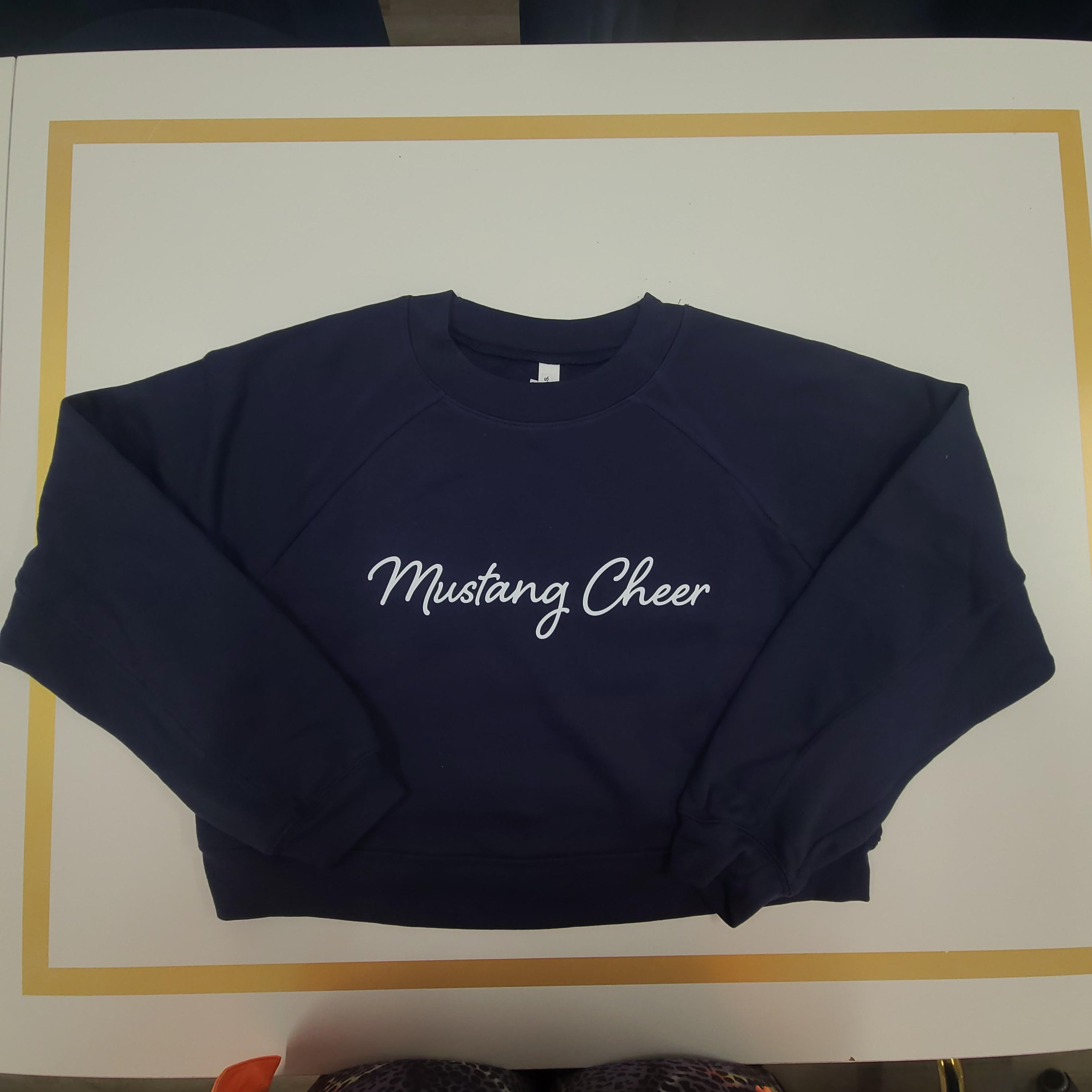 Dainty Mustang Cheer Cropped Sweatshirt